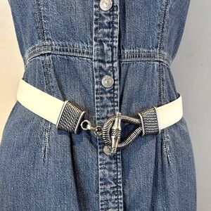 VINTAGE Cipriani Genuine white Leather Adjustable Belt Toggle Clasp Buckle S/M